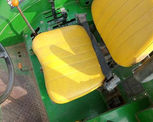 Tractor John Deere 6110d