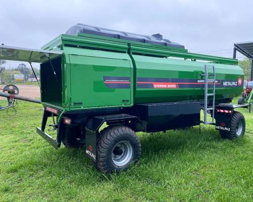 Acoplado Tanque de 6.000 LT con Bomba y Tanque de Agua