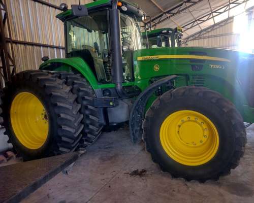 John Deere 7230j año 2017