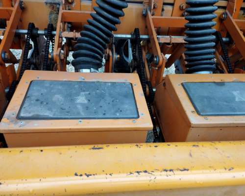 Sembradora Agrometal TX Mega 16 a 42 Fertilización