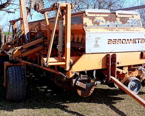Sembradora Agrometal Txmega 13 Surcos a 52,5 Conf Ertilizaci