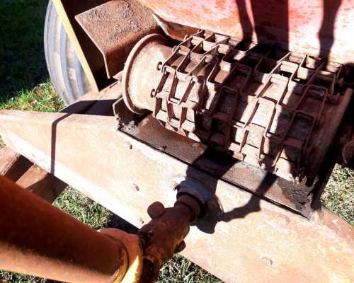 Fertilizadora PA ER a Cadena 18m Labor