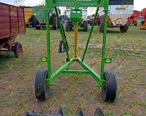 Hoyadora de Arrastre Tayca Hidráulica Nueva