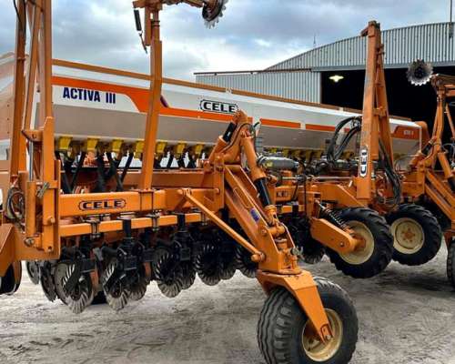Sembradora Cele Activa III 27 Líneas a 26 cm