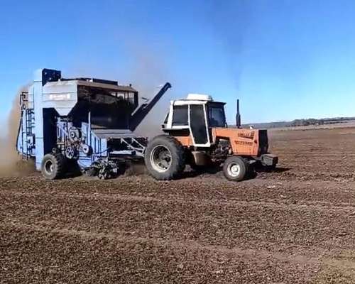 Tractor Zanello 220 M - Excelente Estado y Mecánica.-