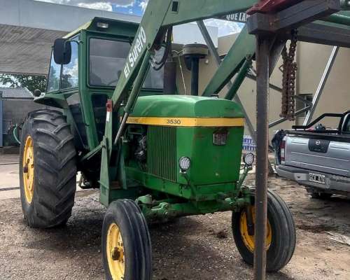 Agricola Tractor John Deere 3530