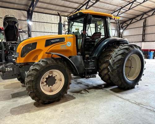 Tractor Valtra AR 175 HP 2016 - Piloto Trimble