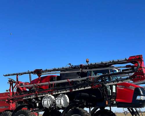 Pulverizadora Patrior 300 Caseih
