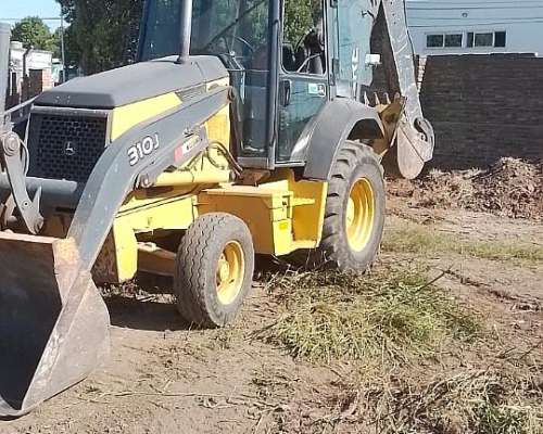 Retroexcavadora John Deere 310j