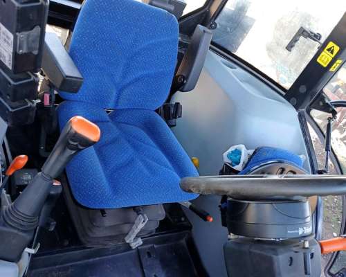 New Holland Td5. 110 con Piloto y Solo 2900 HS. de Fábrica