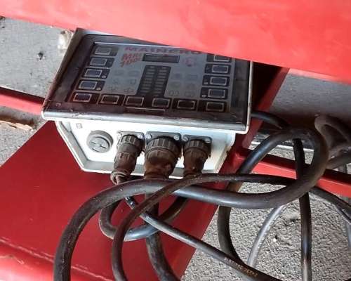 Rotoenfardadora Mainero 5886 .