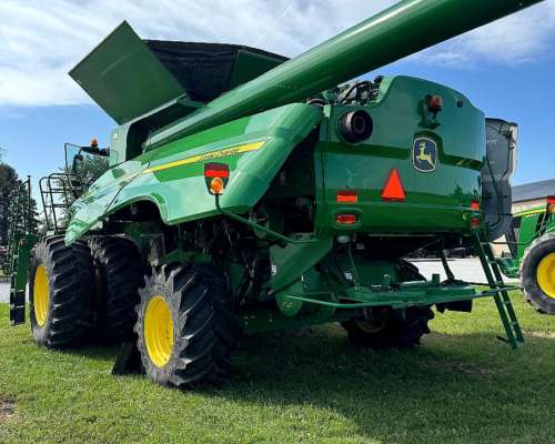 John Deere S680 (doble Tracción)
