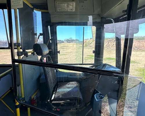 Mercedes Benz 500 u 51 Asientos MAS Chofer Excelente Estado.