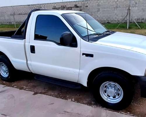 Ford F-100 2009 Cummins 4 - 280.000km
