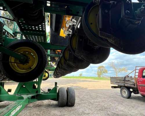 Autotrailer JD Mod: 1740 de 16 a 0.525 Neumatica (original)