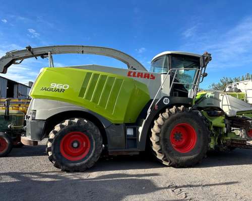 Picadora Claas Jaguar 960 año 2013 con Orbis 750