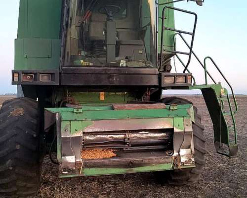 John Deere 1450, con 23pies y Maicero