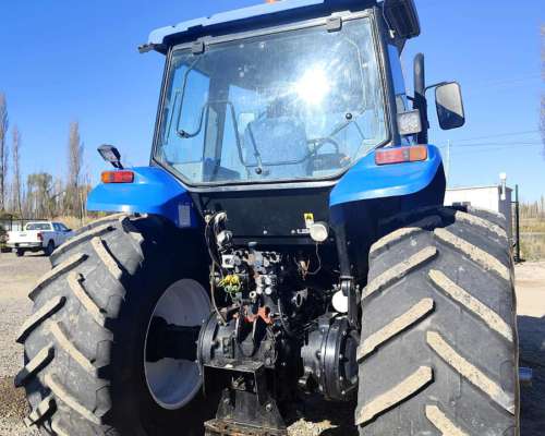 Vendo Tractor New Holland TM 7040