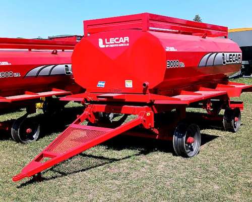 Tanque de Combustible de 2000 Lts con Baulera
