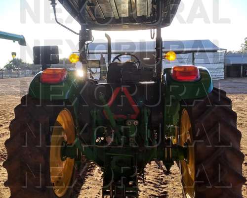 John Deere 5090e-30 PR con 3 Puntos, 2vcr y Techo año 2016.