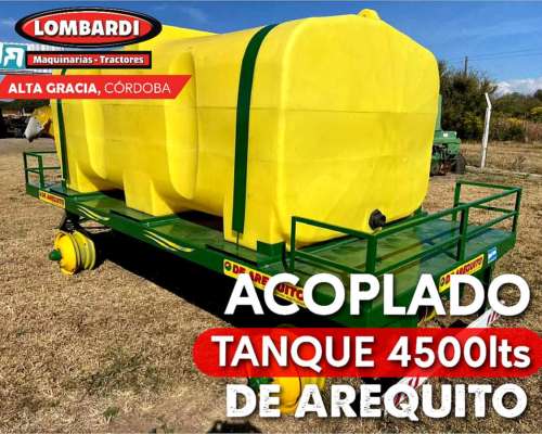 Acoplado Tanque Plástico de 4500lts - Disponible