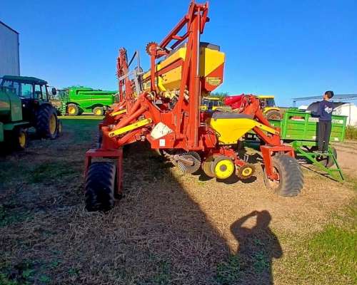 Sembradora de Grano Grueso Super WALTER-M-630 de 20 Surcos