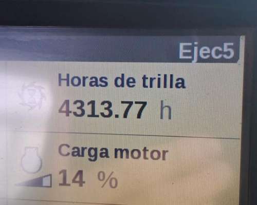 Cosechadora New Holland CR 7.90 con Drapper 40