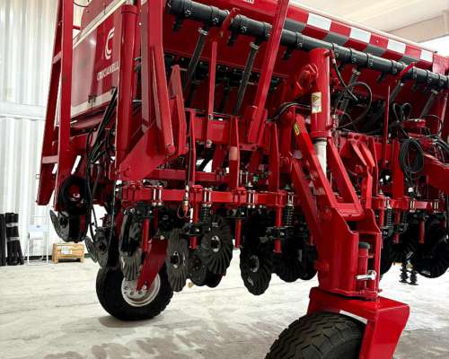 Sembradora Crucianelli 20 a 35 y 16 a 52