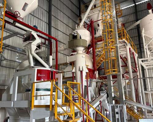 Molinos, Mezcladoras, Prensas, Extrusores