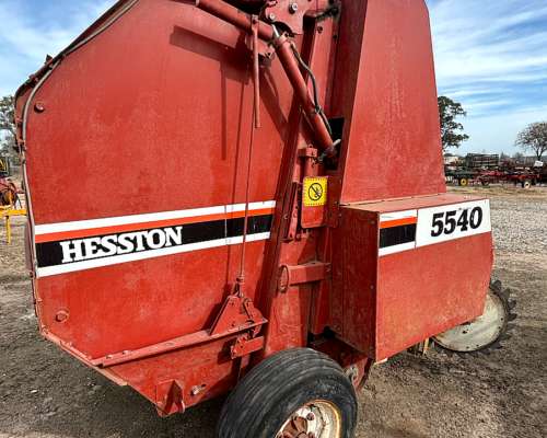 Enrrolladora Hesston 5540 en muy Buen Estado