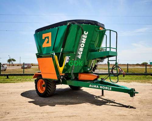 Mixer Vertical 14m3 Descarga Frontal-c/goma Balanza Agromec