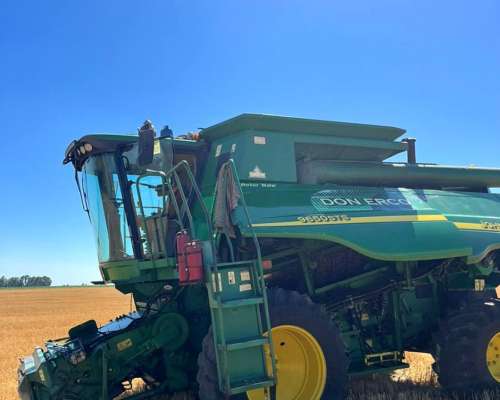 Cosechadora John Deere 9650 30 Pies año 2008.