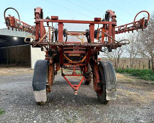 Pulverizadora Jacto, Uniport 2000, año 2000, Motor Reparado