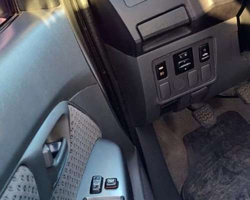 Toyota Hilux 3.0 C/D 4X4 TDI SR 171cv 2014diesel U$20.499