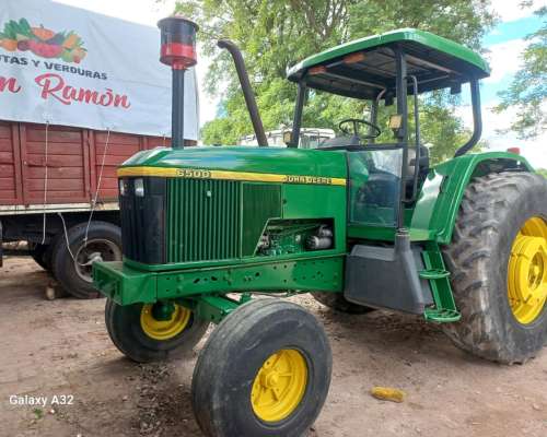 Tractor John Deere 6500 año 1996 con Tres Puntos