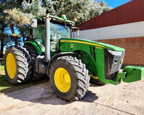 Tractor John Deere 8335r, año 2014