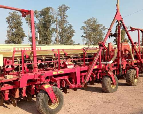 Sembradora Giorgi Precisa 8000 20-52 Neumática 2007 con Kit