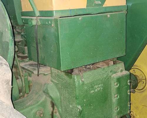 John Deere 730. Original