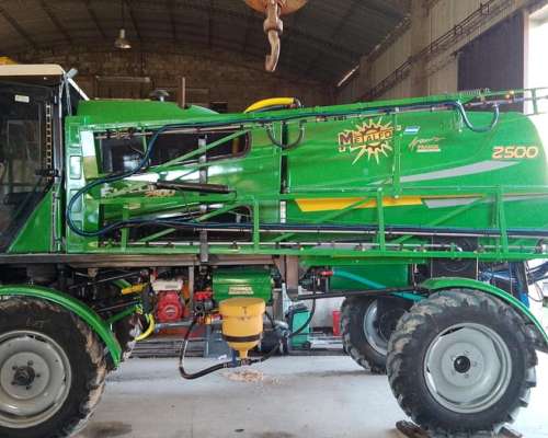 Pulverizadora Metalfor Futura 2500 - Piloto 7 Cortes AT