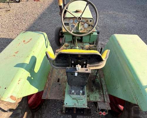 Tractor Deutz 65 con Motor 1114, Hidráulico, Toma de Fuerza