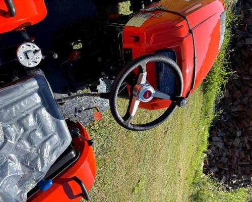 Tractor Hanomag 25 HP Doble Tracción