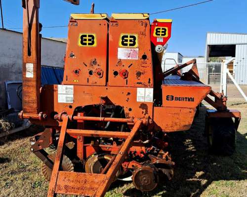 Sembradora Bertini 32000 Neumatica