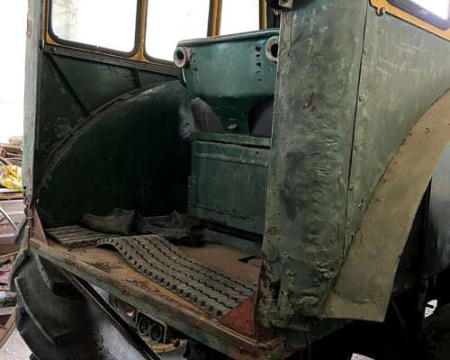 Tractor John Deere 730 con Cabina