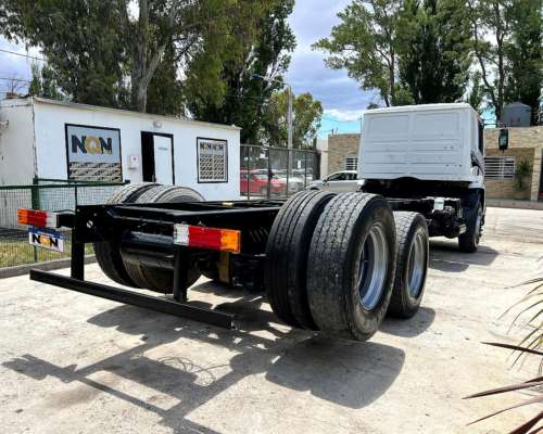 Mercedes Benz 1720 2012 Chasis Largo con Eje Neumatico