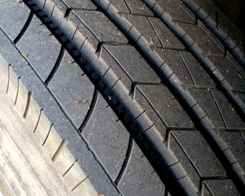 Mercedes Benz 1518 año 82