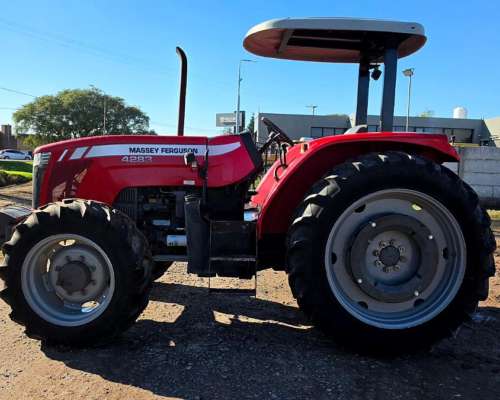 Massey Ferguson 4283 - año 2017