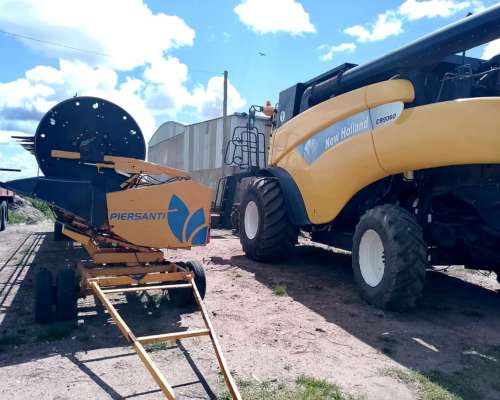 Cosechadora New Holland, CR 9060, año 2009, Draper 35