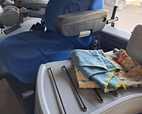 Tractor NH T7.215, 8800 HS, Mod 2015, Duales, Piloto Trimble