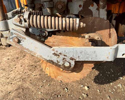 Sembradora Agrometal TX Mega 16/52 Mod.15, Fert.lateral