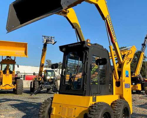 Minicargadora 50hp Sinomach NW50 Cerrada A/C